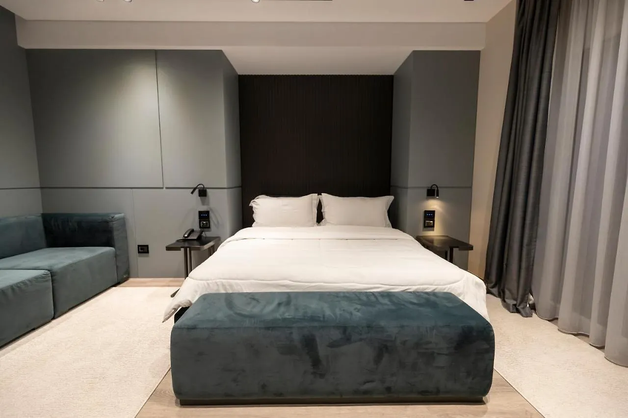 Demi Hotel Sarande 4*,