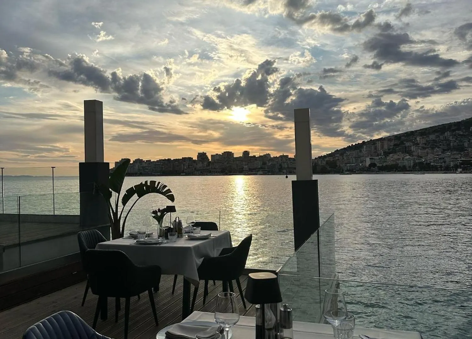 Demi Hotel Sarande