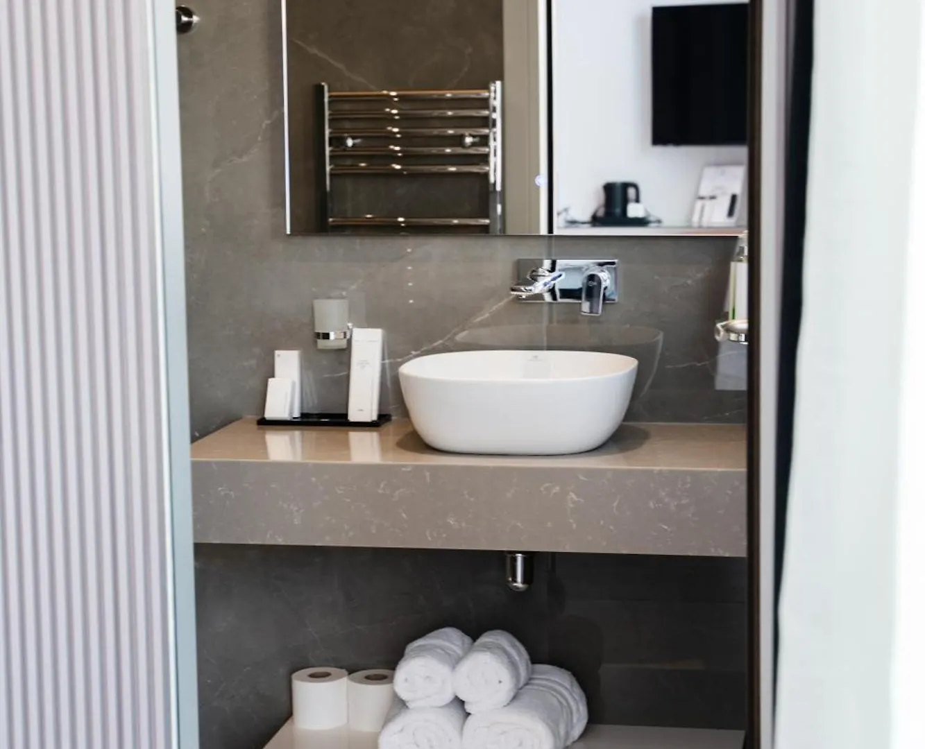 ****  Demi Hotel Sarande Albania