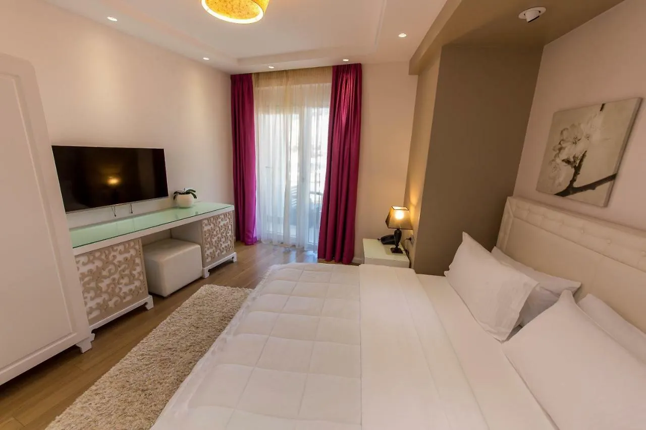 Demi Hotel Sarande