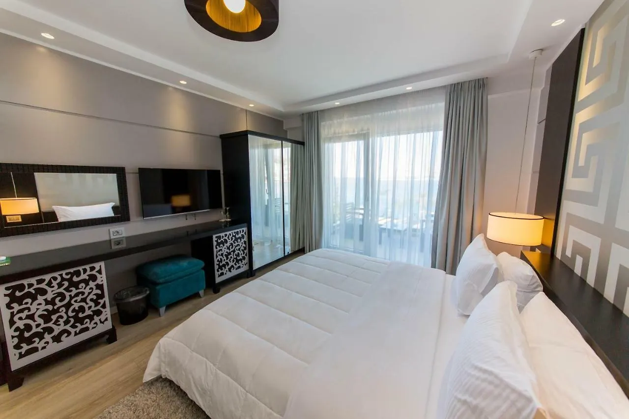 Demi Hotel Sarande