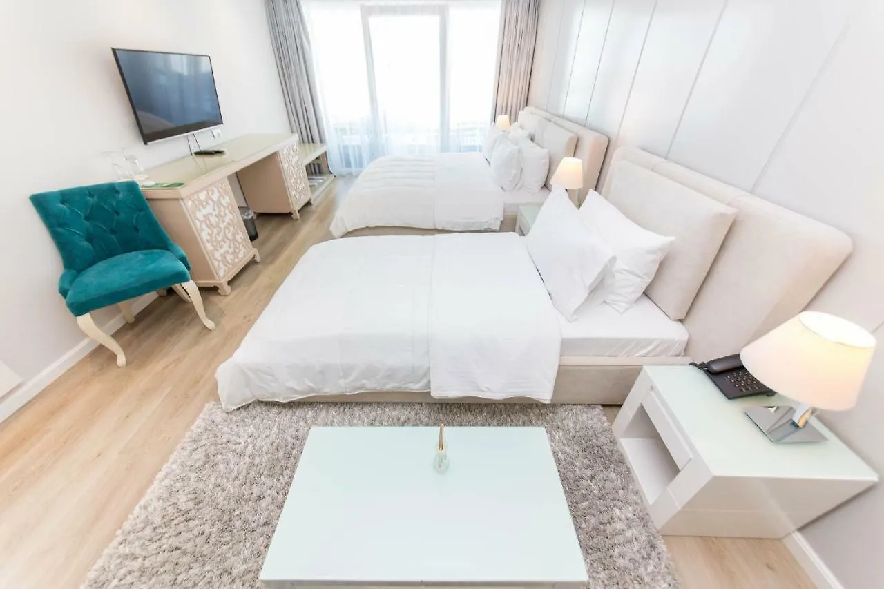 Demi Hotel Sarande