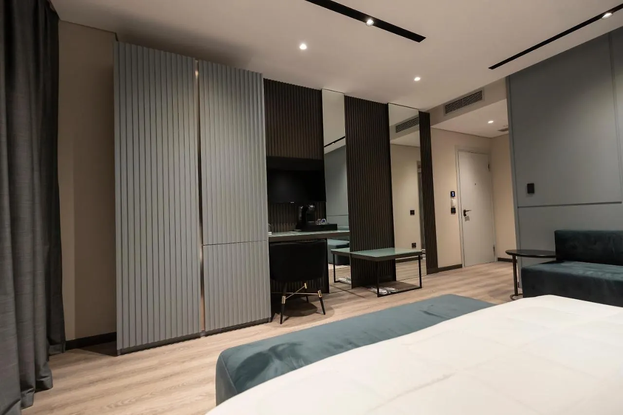 Demi Hotel Sarande 4*,  Albania